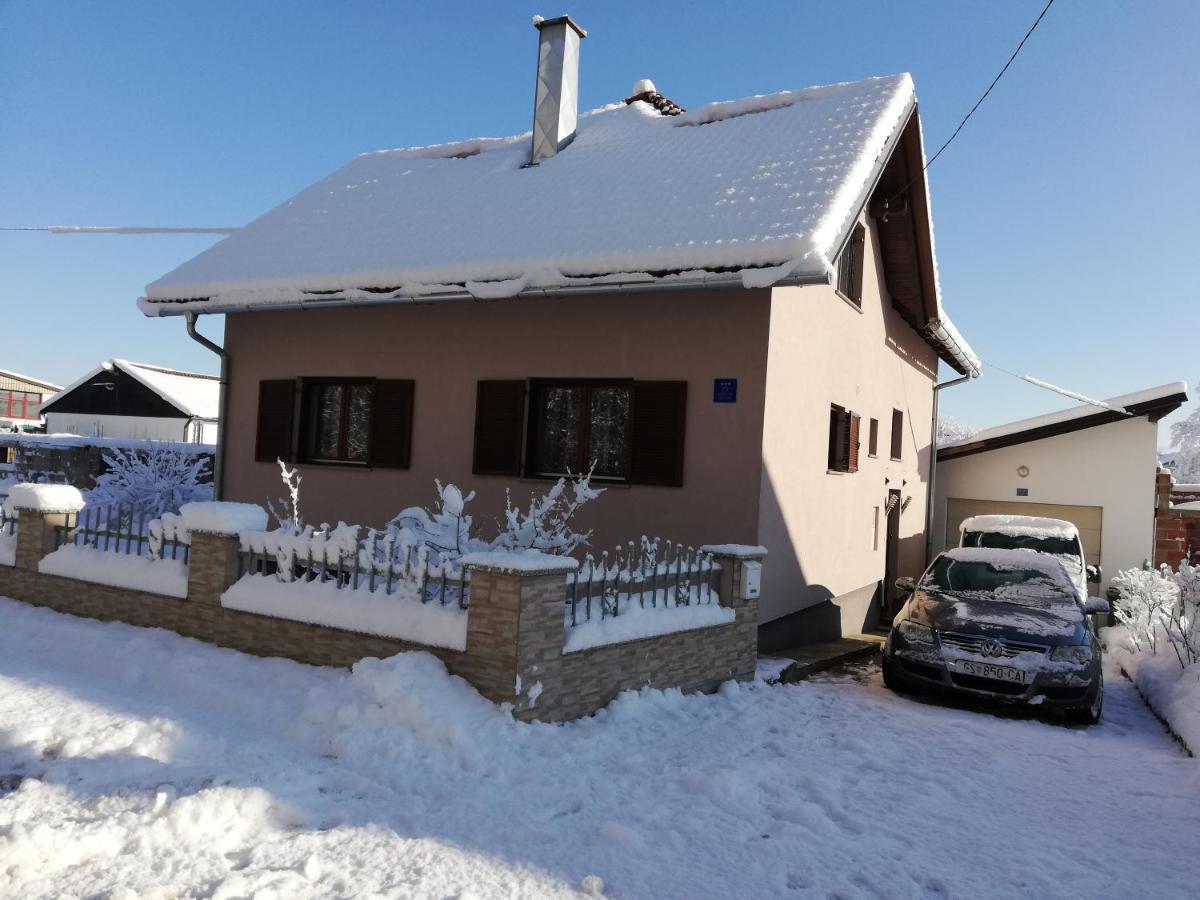 Gospić Apartman Sunny Lika מראה חיצוני תמונה